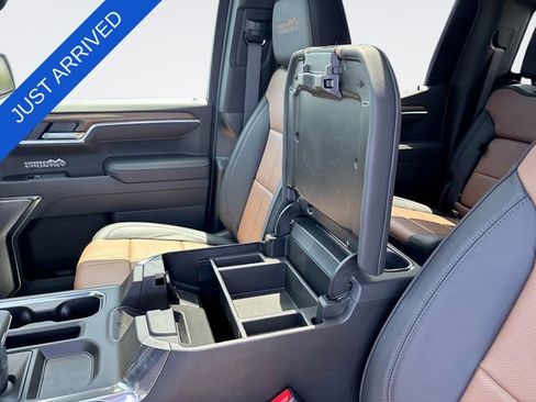 New 2026 Chevrolet Silverado 1500 High Country AWD/4WD image 21