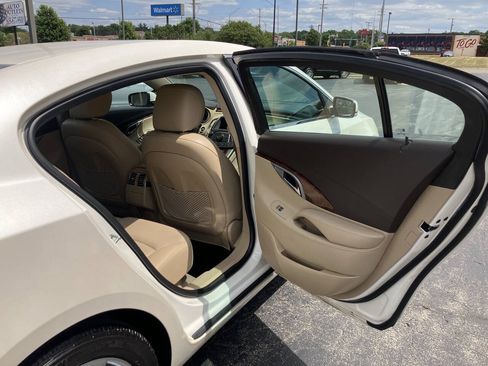 Used 2013 Buick LaCrosse Premium w/ Driver Confidence Package FWD image 24