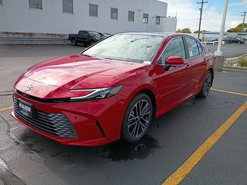 New 2026 Toyota Camry XLE AWD/4WD image 3