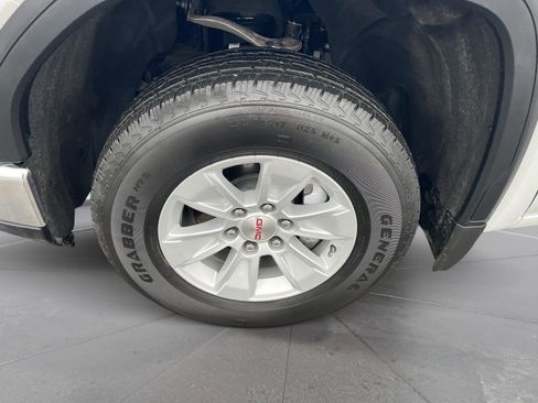 Used 2025 GMC Sierra 1500 Pro w/ Pro Value Package image 11