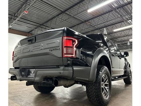 Used 2018 Ford F150 Raptor w/ Equipment Group 802A Luxury AWD/4WD image 14
