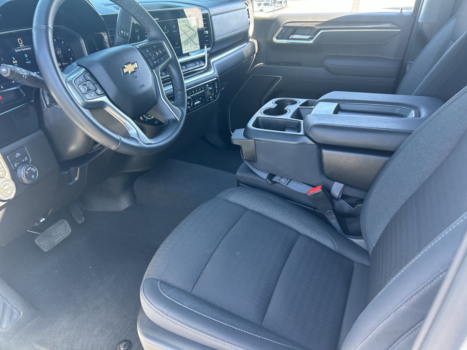 Certified 2026 Chevrolet Silverado 1500 LT AWD/4WD image 26