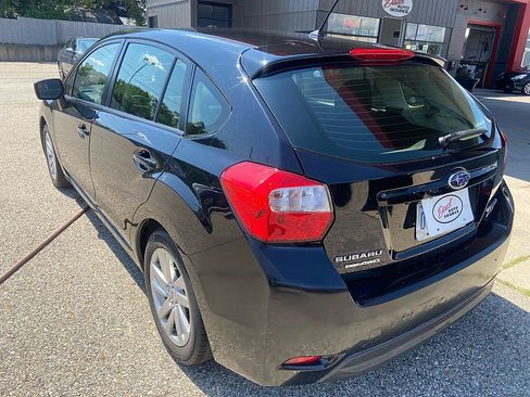 Used 2015 Subaru Impreza 2.0i Premium AWD/4WD image 3