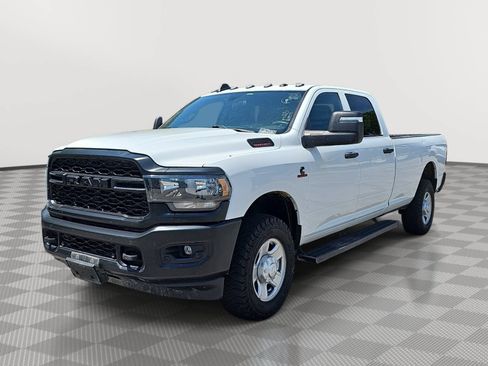 Used 2023 RAM 2500 Tradesman w/ Special Service Vehicle Group AWD/4WD image 4