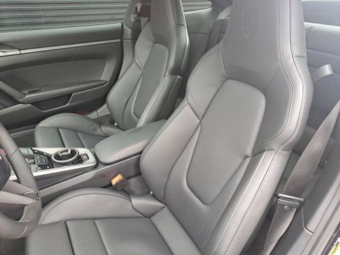 Certified 2025 Porsche 911 Carrera image 5