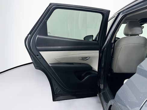 Used 2025 Hyundai Tucson SEL FWD image 25