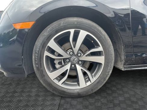 Used 2024 Honda Odyssey Touring image 14