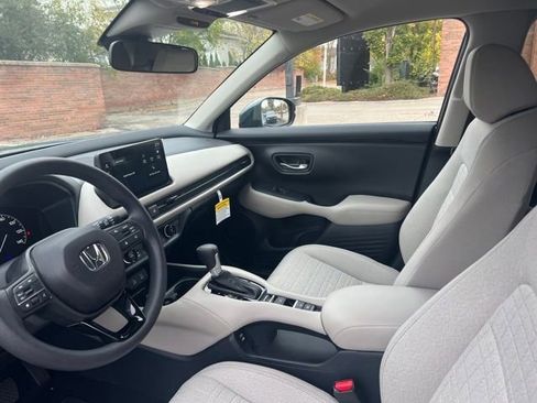 New 2026 Honda HR-V LX image 18