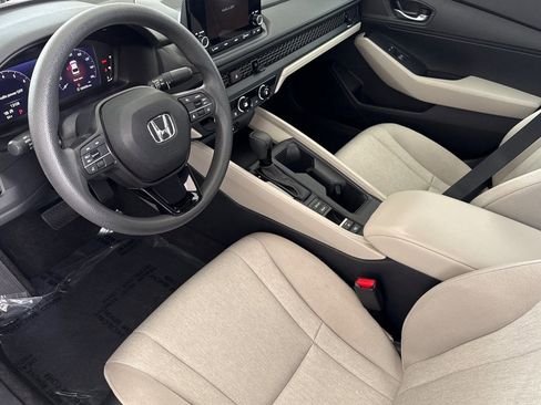 Certified 2023 Honda Accord LX image 4