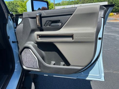 Used 2025 GMC Hummer EV 3X w/ LPO, Sport Package AWD/4WD image 61
