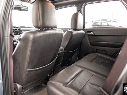 Used 2010 Ford Escape Limited image 21