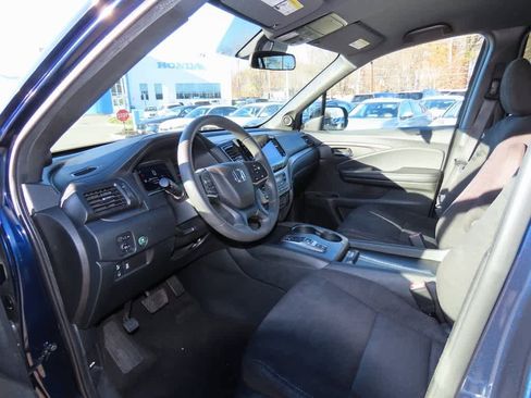 Certified 2022 Honda Pilot Sport image 2