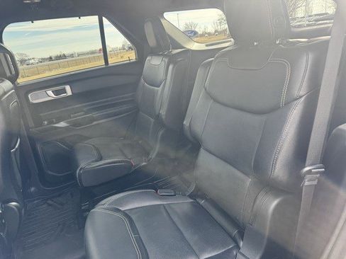 Used 2020 Ford Explorer ST image 25