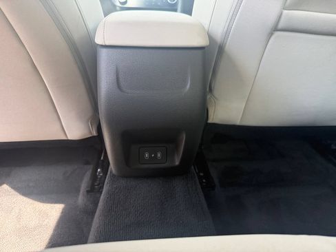 Used 2025 Hyundai Sonata SEL FWD image 29
