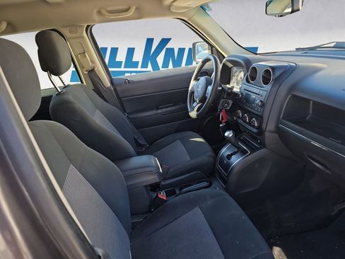 Used 2014 Jeep Patriot Sport w/ Power Value Group image 15