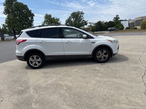 Used 2014 Ford Escape SE w/ Equipment Group 201A AWD/4WD image 7