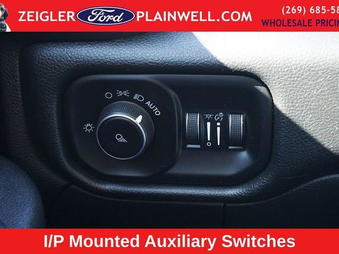 Used 2019 RAM 3500 Tradesman AWD/4WD image 25