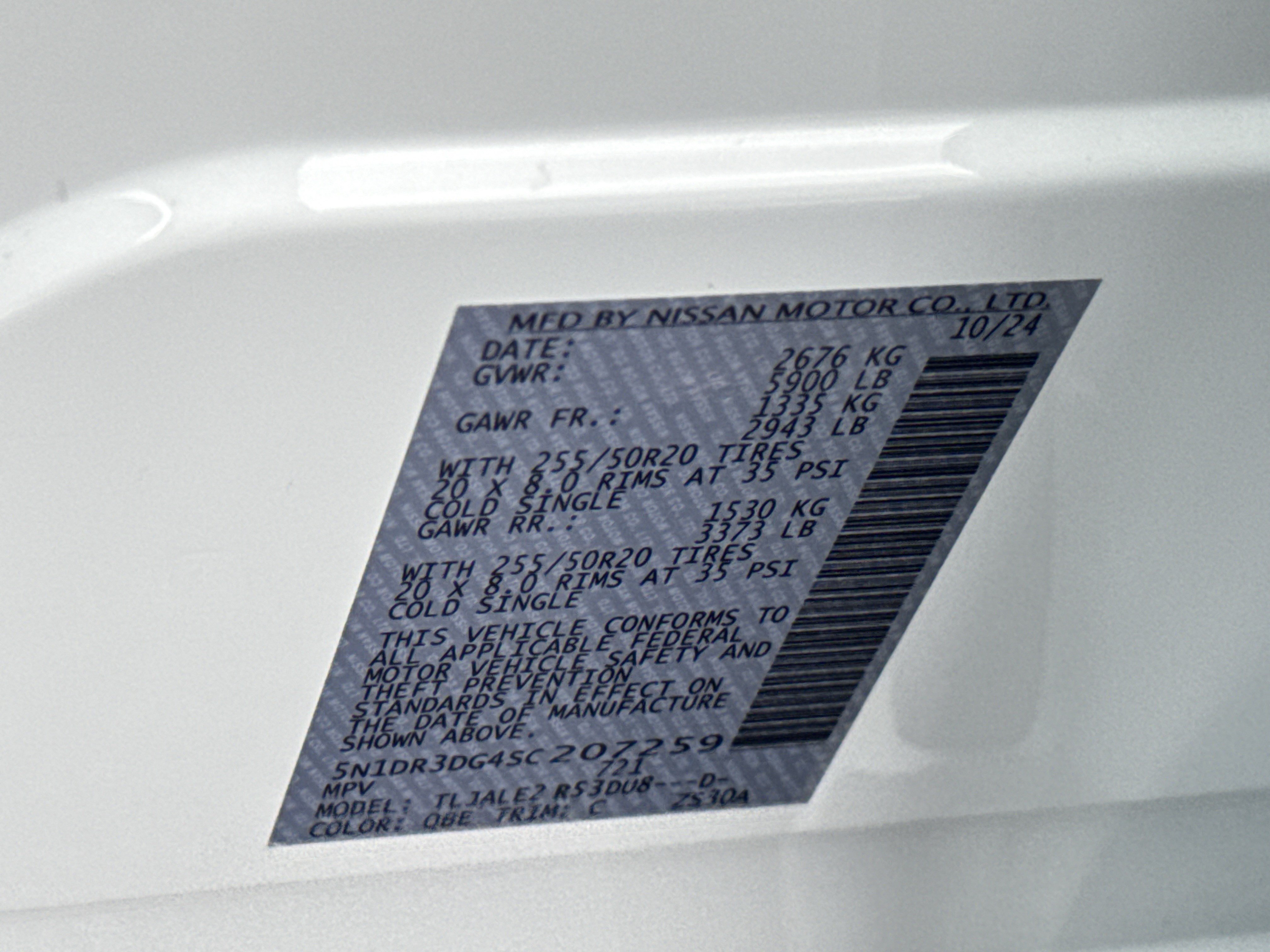 Used 2025 Nissan Pathfinder Platinum w/ Cargo Package FWD image 36