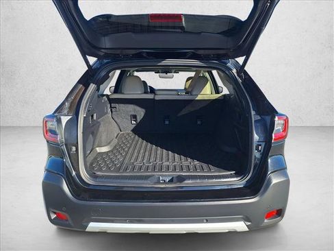Used 2024 Subaru Outback Limited image 16