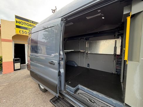 Used 2020 Ford Transit 250 148 High Roof Extended RWD image 15
