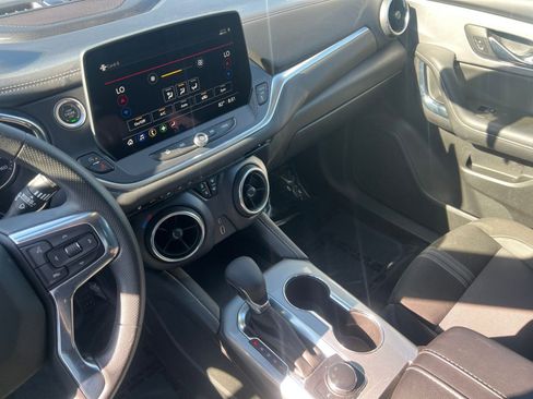 Used 2025 Chevrolet Blazer LT image 20