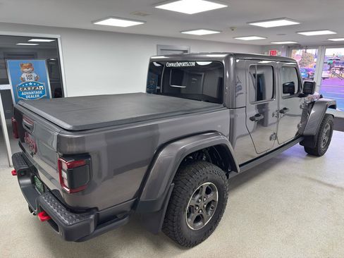 Used 2021 Jeep Gladiator Rubicon AWD/4WD image 3