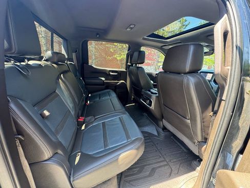 Used 2019 GMC Sierra 1500 Denali w/ Technology Package AWD/4WD image 11