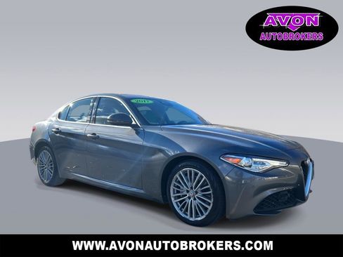 Used 2017 Alfa Romeo Giulia Ti w/ TI Performance Package image 1