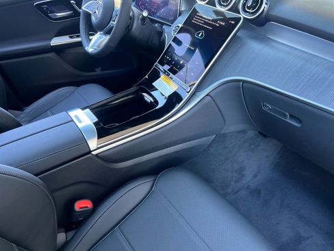 Certified 2025 Mercedes-Benz GLC 300 4MATIC image 16