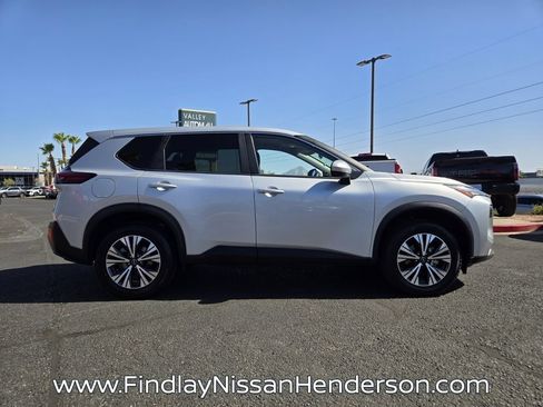 Used 2023 Nissan Rogue SV AWD/4WD image 7