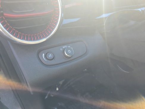 New 2026 Chevrolet Trax RS w/ Sunroof Package image 24