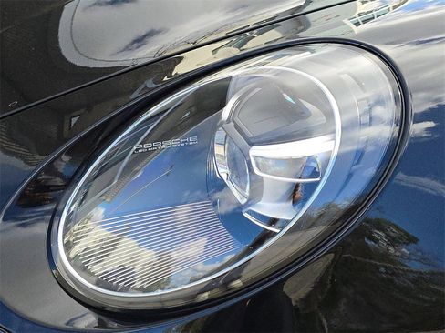 Used 2021 Porsche 911 Carrera image 35