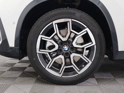 Used 2025 BMW X1 xDrive28i w/ Technology Package image 31