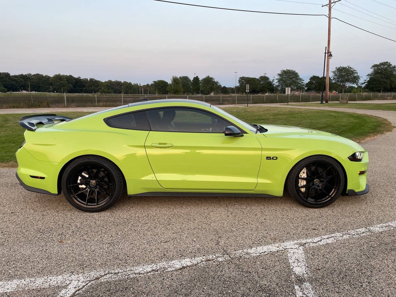 Used 2020 Ford Mustang GT RWD image 2