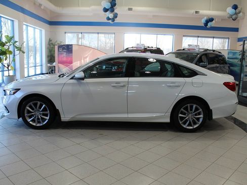 Used 2021 Honda Accord LX image 8