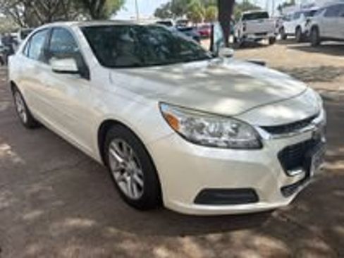 Used 2014 Chevrolet Malibu LT FWD image 1