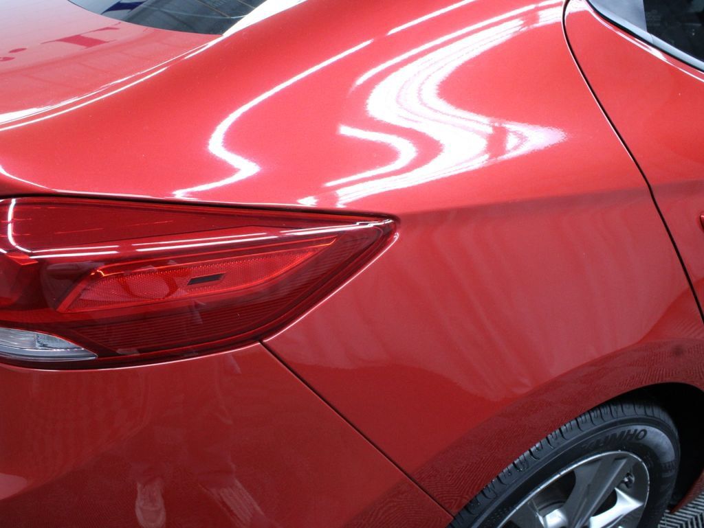 Used 2018 Hyundai Elantra Value Edition FWD image 31