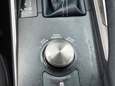 Used 2018 Lexus IS 300 AWD w/ Comfort Package image 37