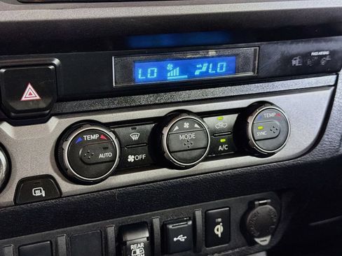 Used 2023 Toyota Tacoma TRD Off-Road w/ Black Out Package (TMS) AWD/4WD image 16