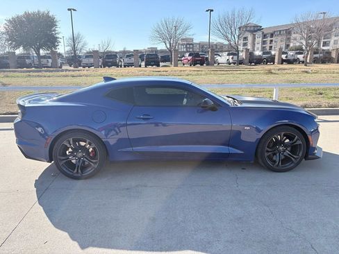 Used 2020 Chevrolet Camaro SS image 3