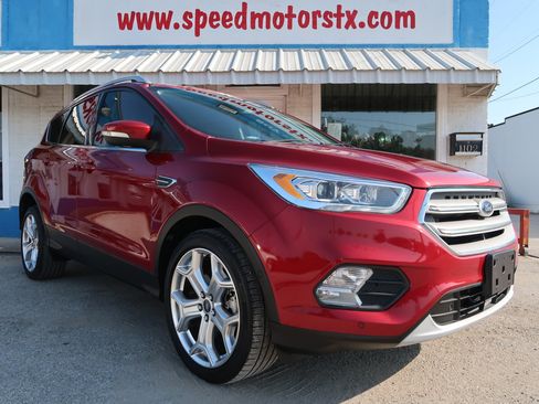 Used 2019 Ford Escape Titanium FWD image 6