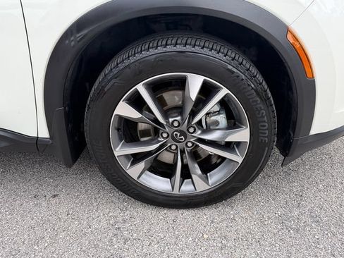 Used 2024 INFINITI QX60 Luxe w/ Performance Audio Package FWD image 18
