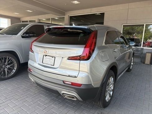 Certified 2023 Cadillac XT4 Premium Luxury w/ Technology Package FWD image 3