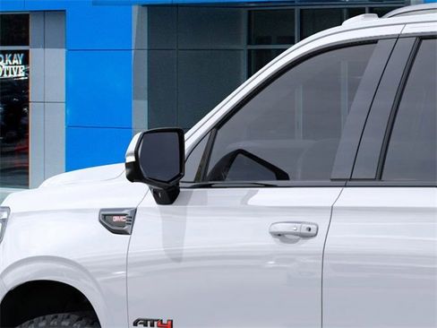 New 2026 GMC Yukon XL AT4 w/ AT4 Premium Plus Package image 12