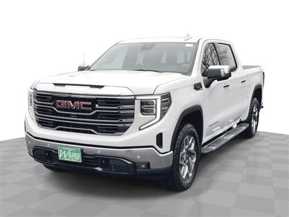 New 2026 GMC Sierra 1500 SLT w/ SLT Premium Package