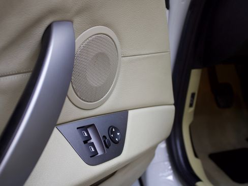 Used 2003 BMW Z4 3.0i image 39