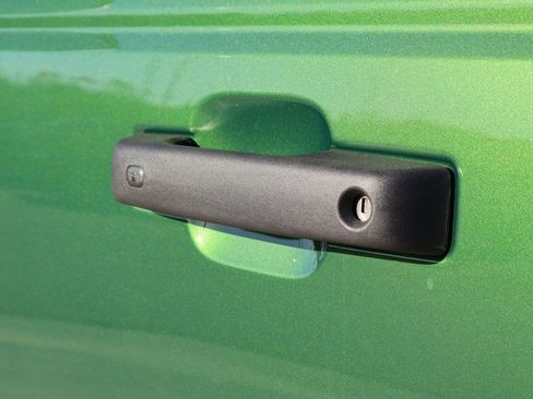 New 2025 Ford Bronco Badlands image 19