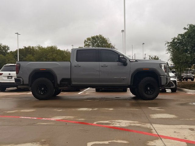 Used 2024 GMC Sierra 2500 AT4 w/ AT4 Premium Plus Package AWD/4WD image 10