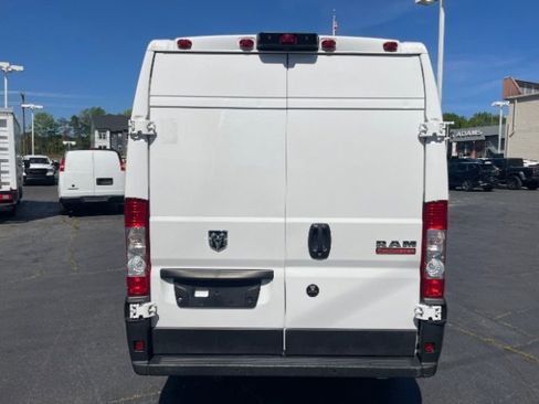 Used 2021 RAM ProMaster 3500 w/ Convenience Group FWD image 8