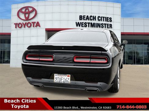 Used 2021 Dodge Challenger GT image 11